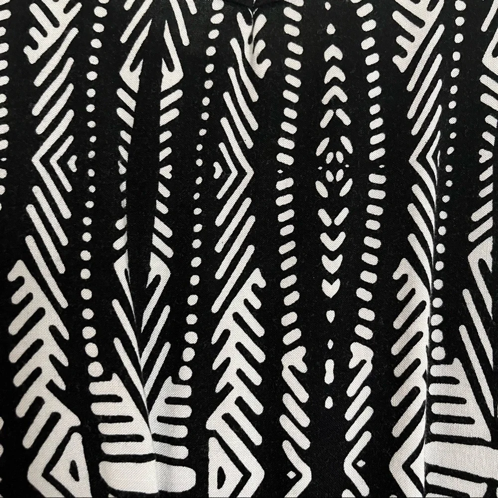 Mossimo Geometric Aztec Print Cami Romper - Picture 4 of 6